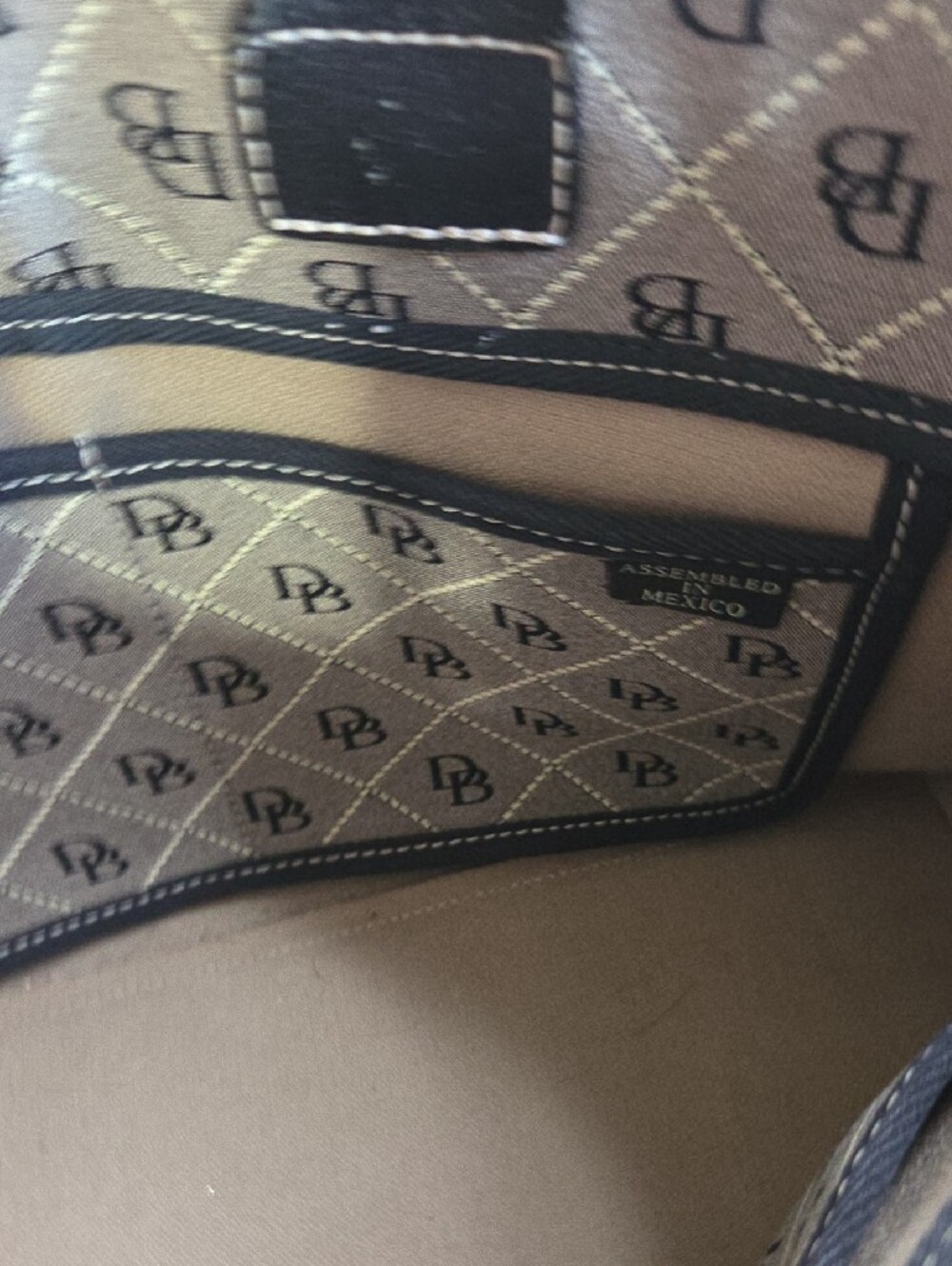 Dooney & Bourke Beige Logo Satchel with Black Trim - Picture 6 of 8